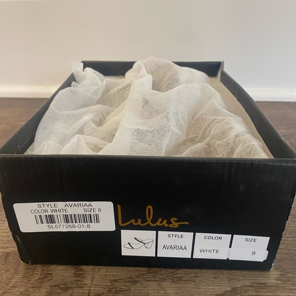 LULU’s Heels - Picture 7 of 8